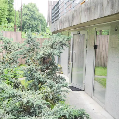 Woodstock Ix, Self Check-in *