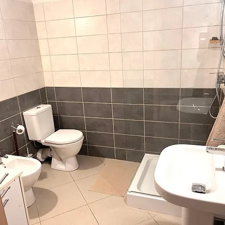 Woodstock Ix, Self Check-in