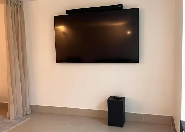 Woodstock Ix, Self Check-in *